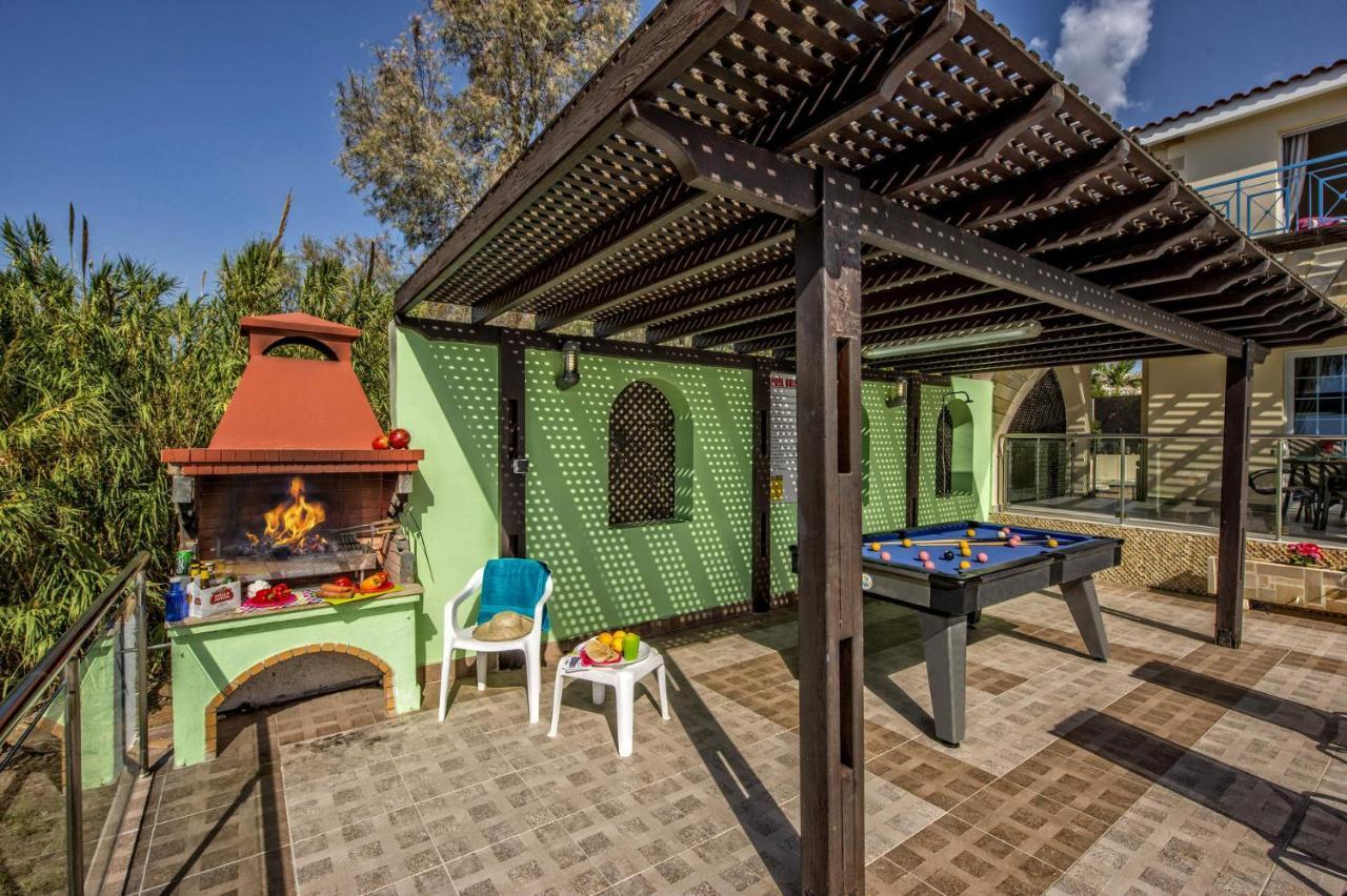 Villa Danae Coral Bay By Villa Plus Пея Екстериор снимка