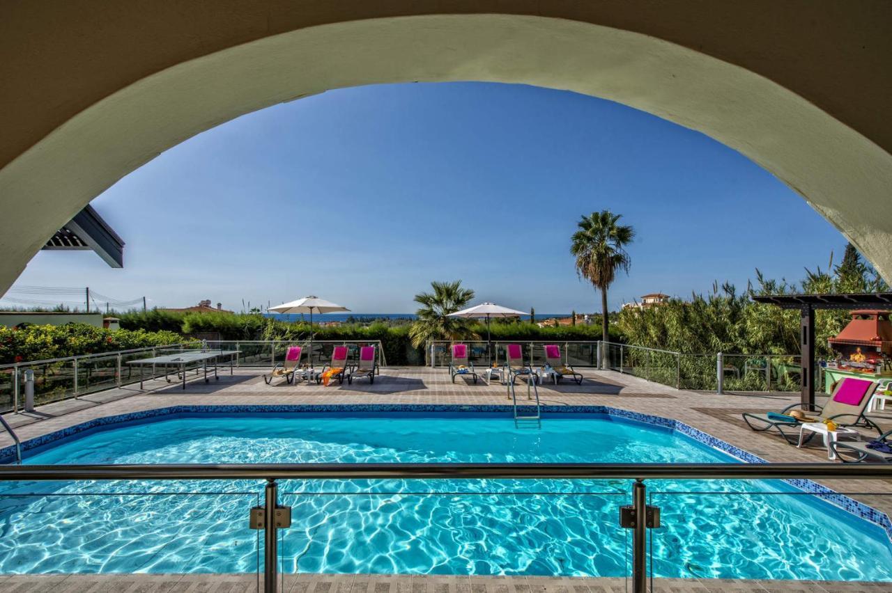 Villa Danae Coral Bay By Villa Plus Пея Екстериор снимка