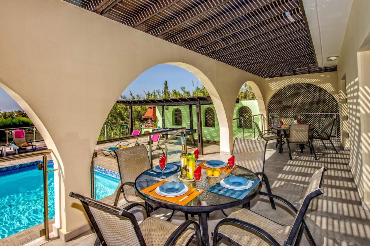 Villa Danae Coral Bay By Villa Plus Пея Екстериор снимка