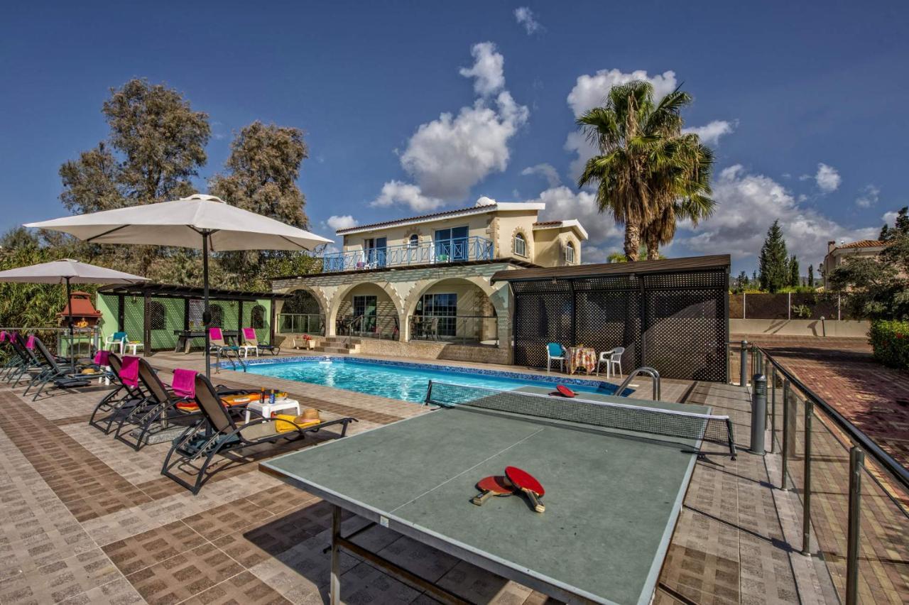 Villa Danae Coral Bay By Villa Plus Пея Екстериор снимка