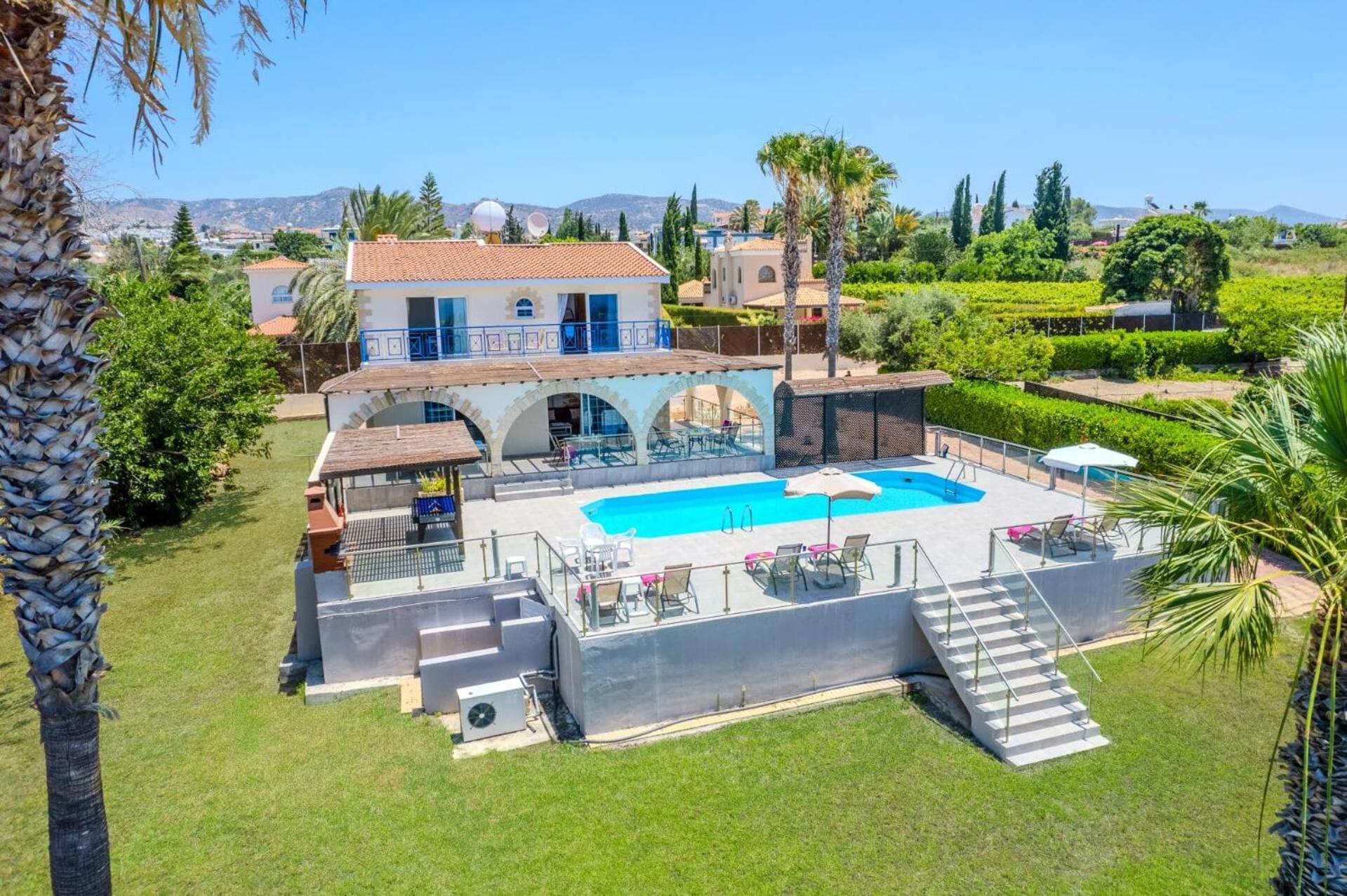 Villa Danae Coral Bay By Villa Plus Пея Екстериор снимка
