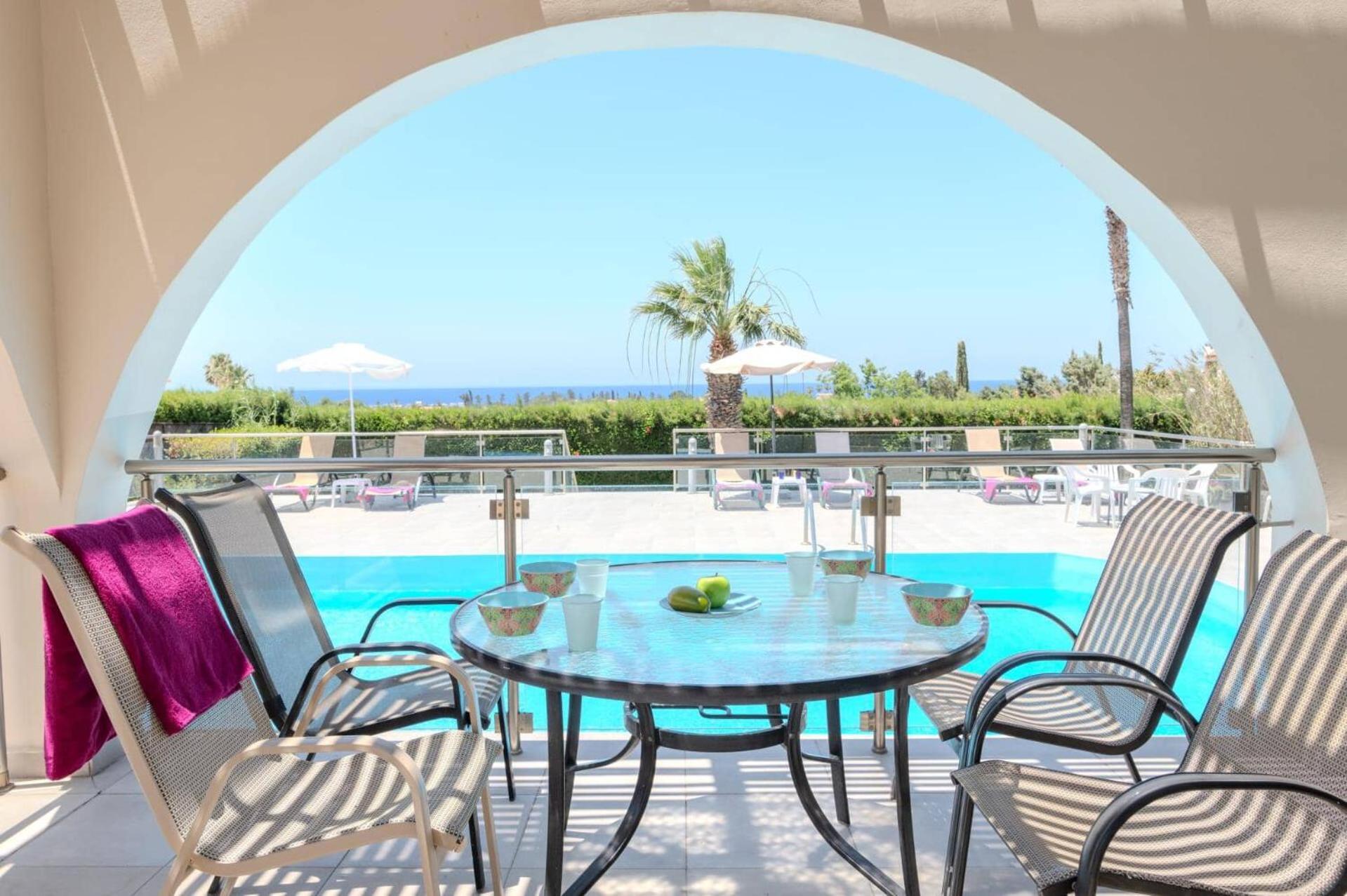 Villa Danae Coral Bay By Villa Plus Пея Екстериор снимка