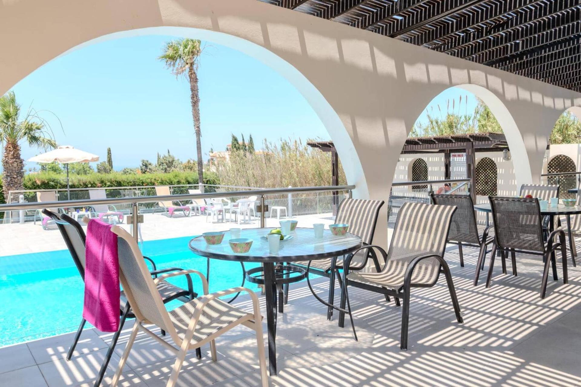Villa Danae Coral Bay By Villa Plus Пея Екстериор снимка