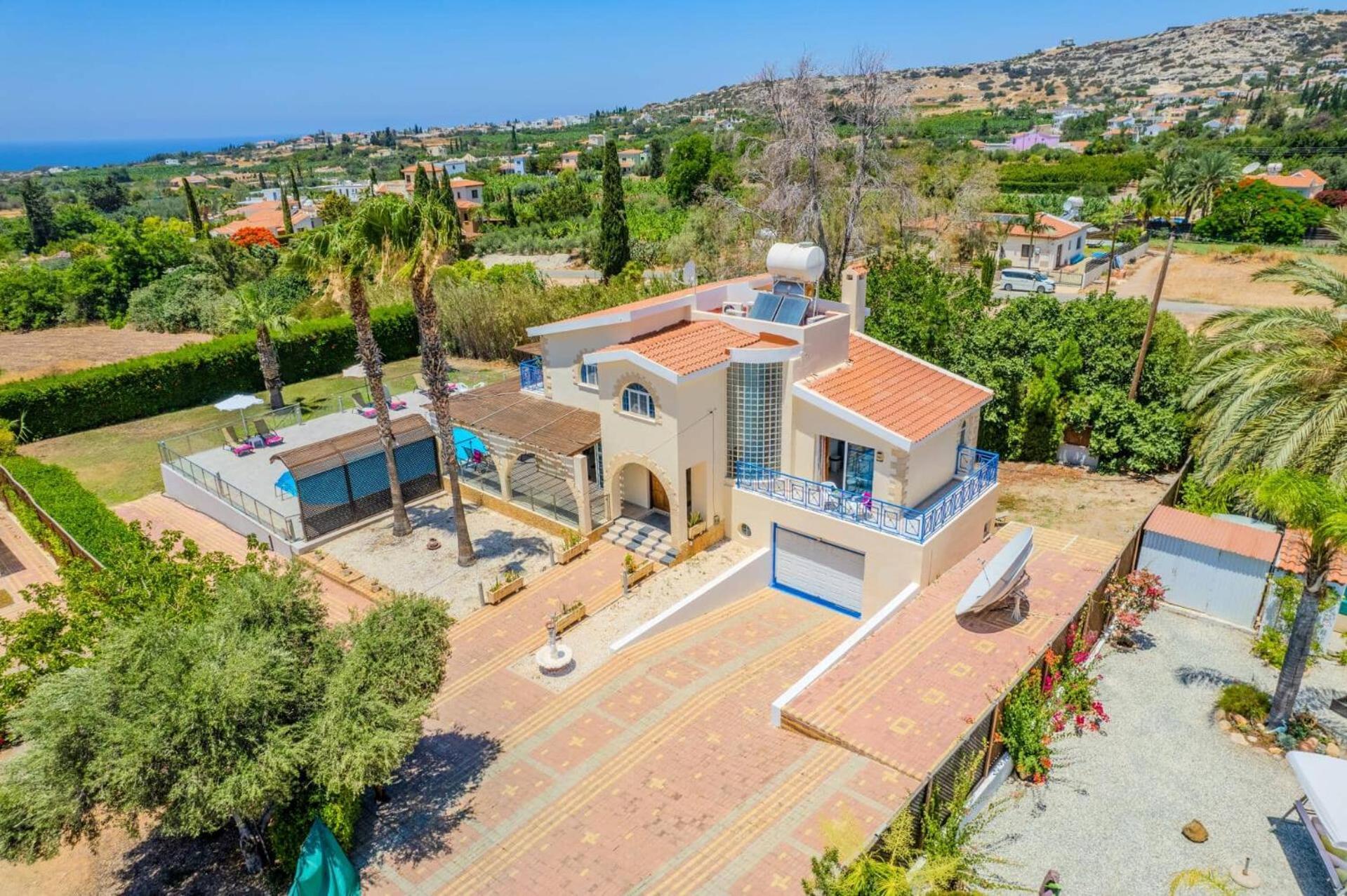 Villa Danae Coral Bay By Villa Plus Пея Екстериор снимка