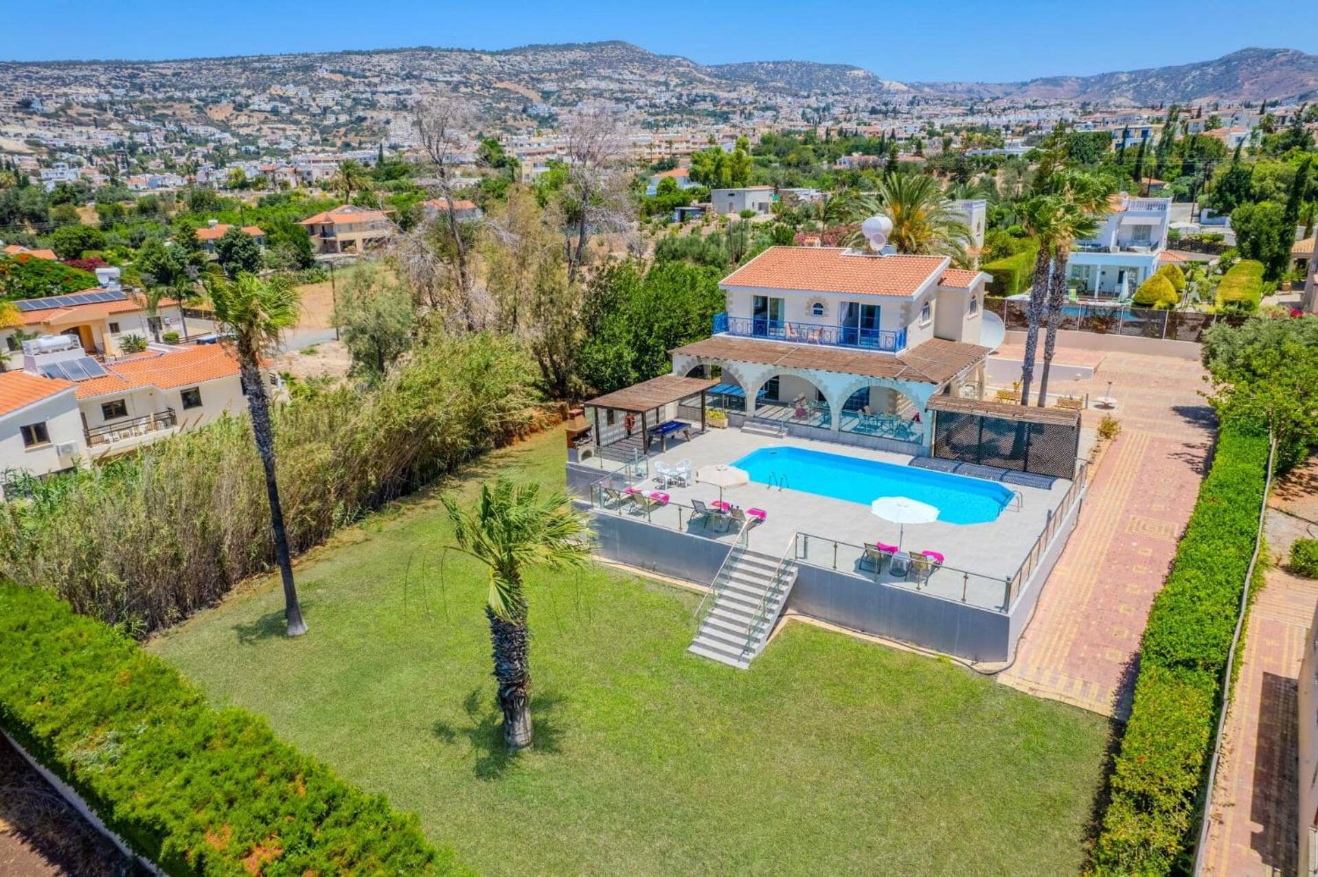 Villa Danae Coral Bay By Villa Plus Пея Екстериор снимка